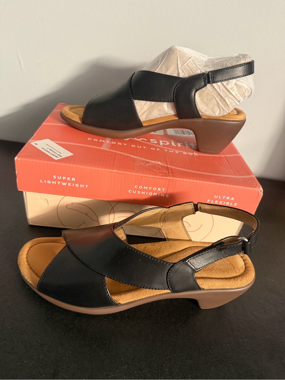 Easy Spirit Black Slingback Sandal with Tan Footbed